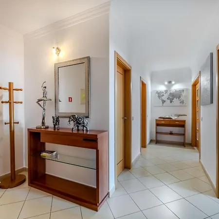 Cristina By Interhome Apartman *